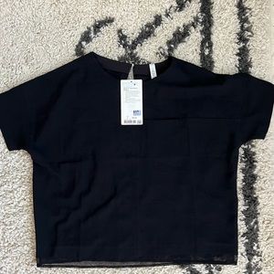 Lululemon Shift in Time Short Sleeve size 6